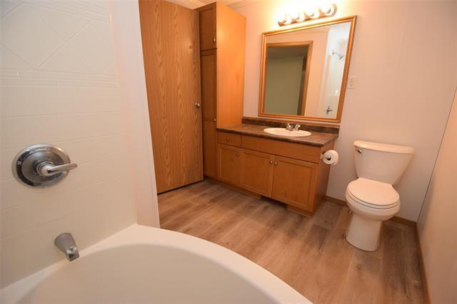 56 Sandale Dr, Winnipeg, MB