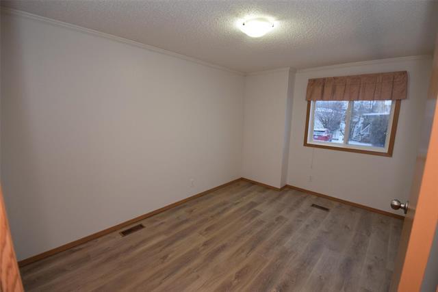 56 Sandale Dr, Winnipeg, MB