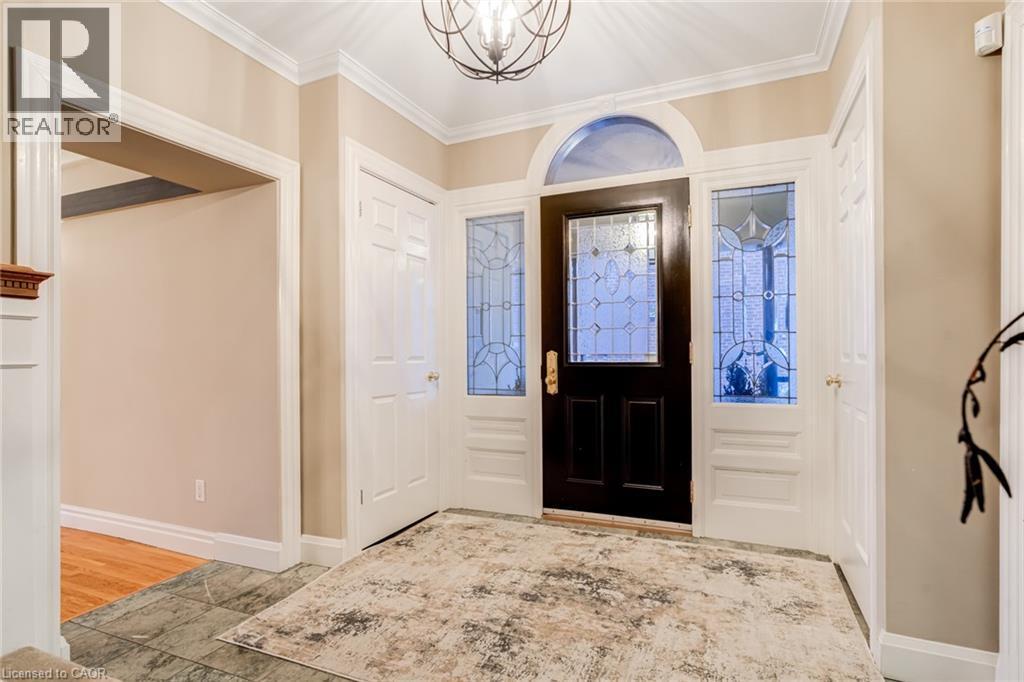 91 Mountain Park Avenue, Hamilton, ON - Indoor Photo Showing Other Room