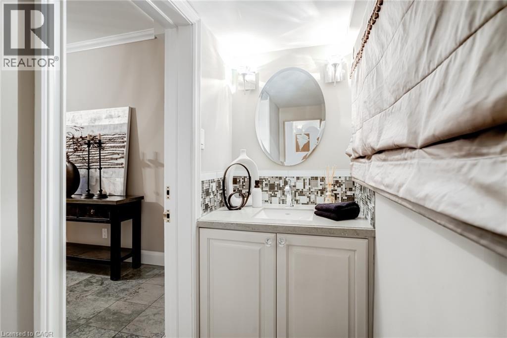 91 Mountain Park Avenue, Hamilton, ON - Indoor