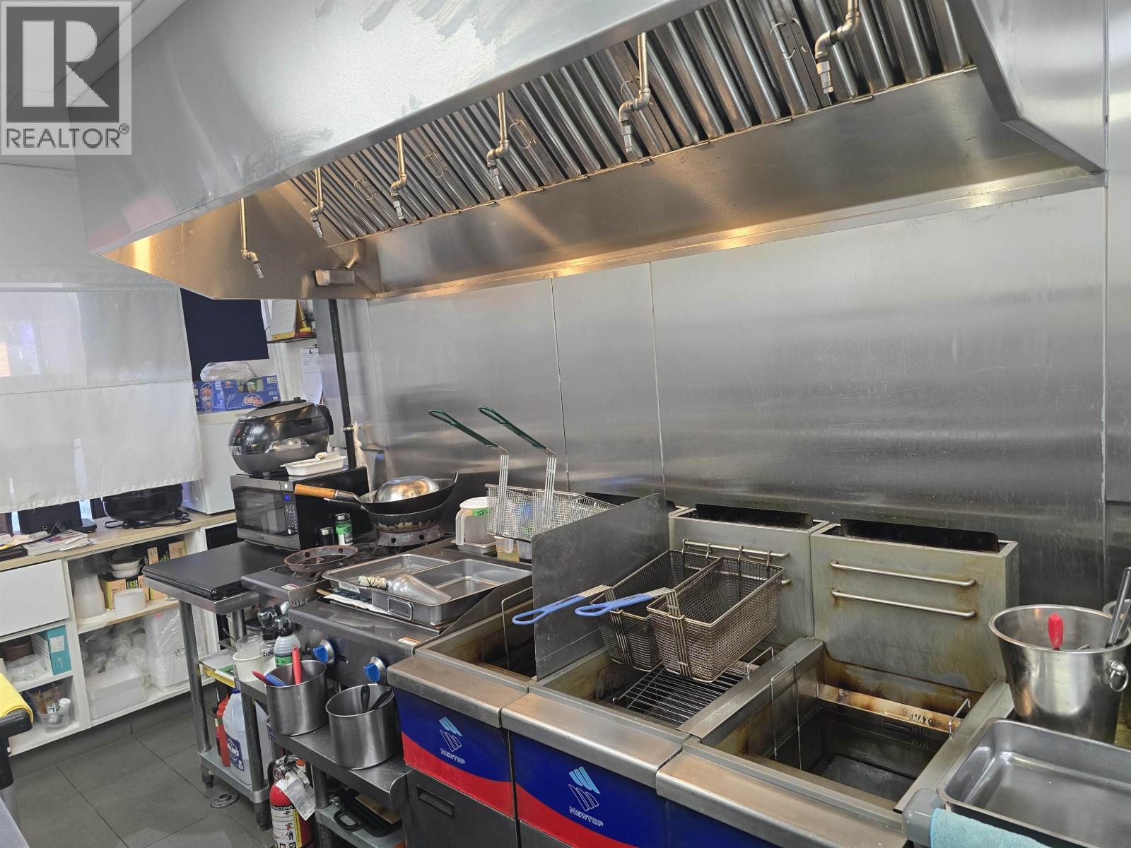 8550 Granville Street, Vancouver, BC