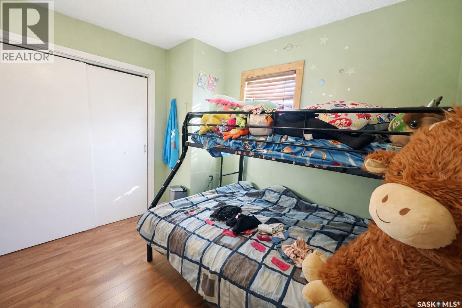 1600 Chaplin Street E, Swift Current, SK - Indoor Photo Showing Bedroom