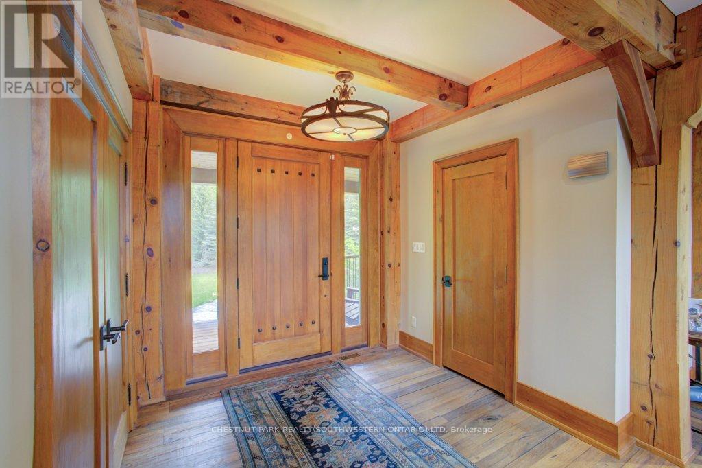 8429 Poplar Side Road, Clearview, ON - Indoor Photo Showing Other Room