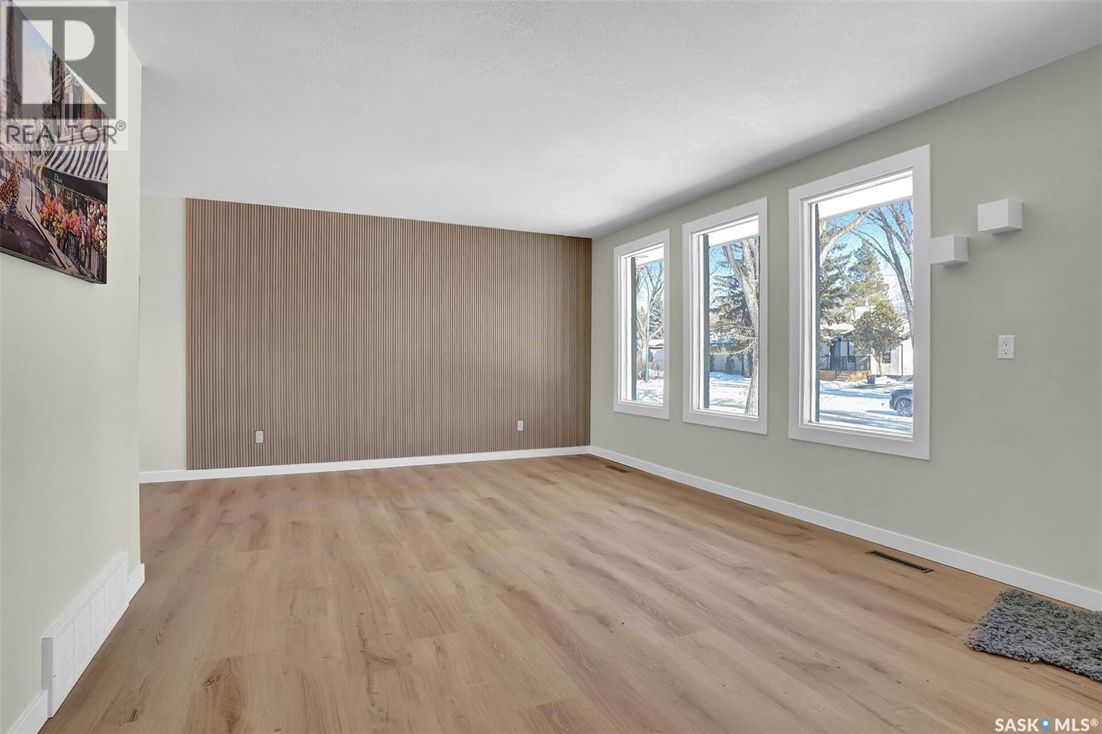 40 Richardson Crescent, Regina, SK