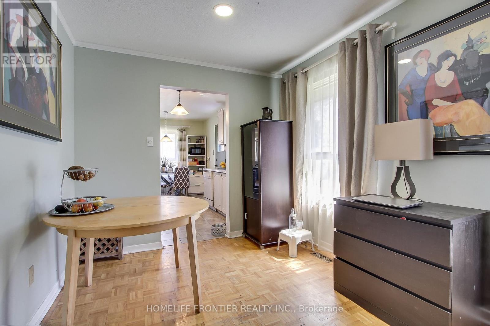 5 Penwick Crescent, Richmond Hill, ON - Indoor