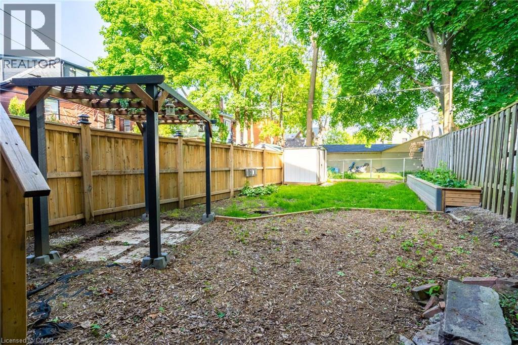 11 Lorne Avenue, Hamilton, ON - Outdoor With Backyard