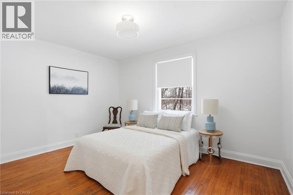 170 Dufferin Street, Hamilton, ON - Indoor Photo Showing Bedroom