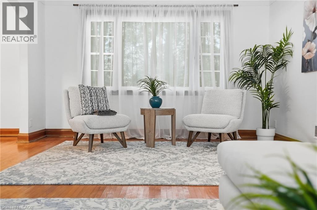 170 Dufferin Street, Hamilton, ON - Indoor Photo Showing Other Room