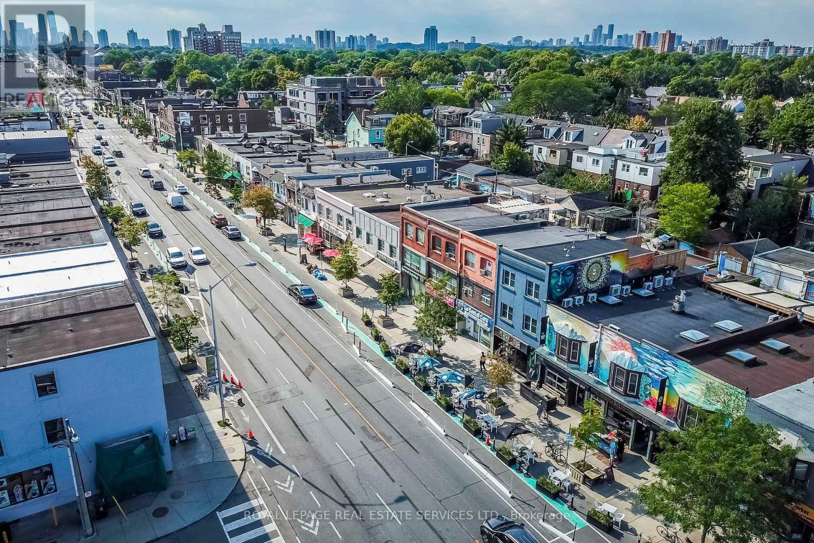 962-974 Danforth Avenue, Toronto, ON