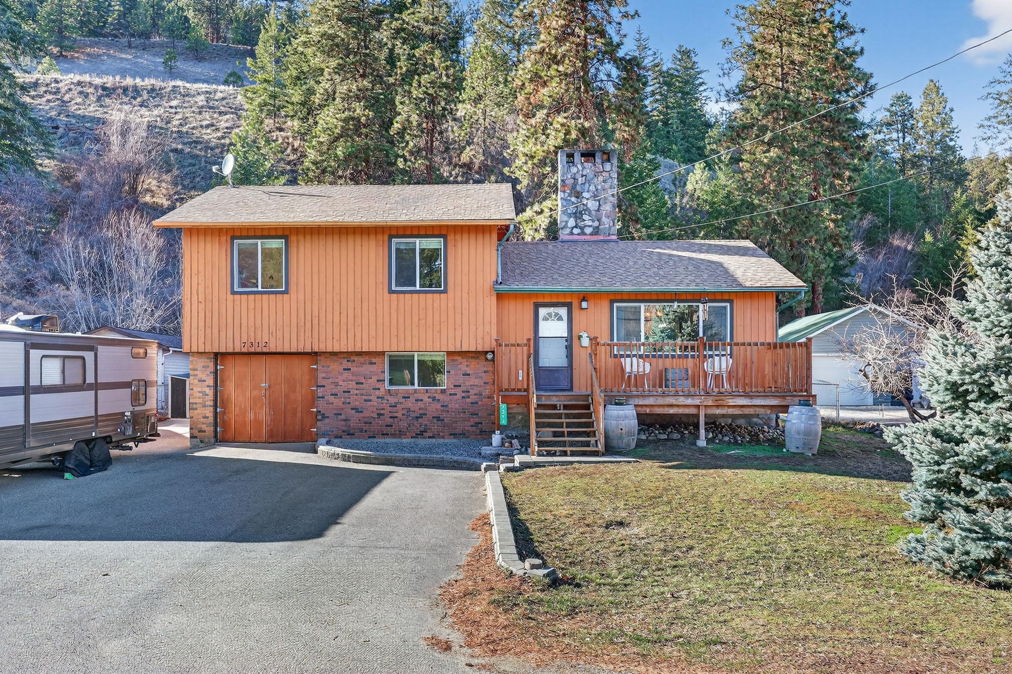 7312 Fintry Delta Road, Kelowna, BC - Outdoor With Deck Patio Veranda