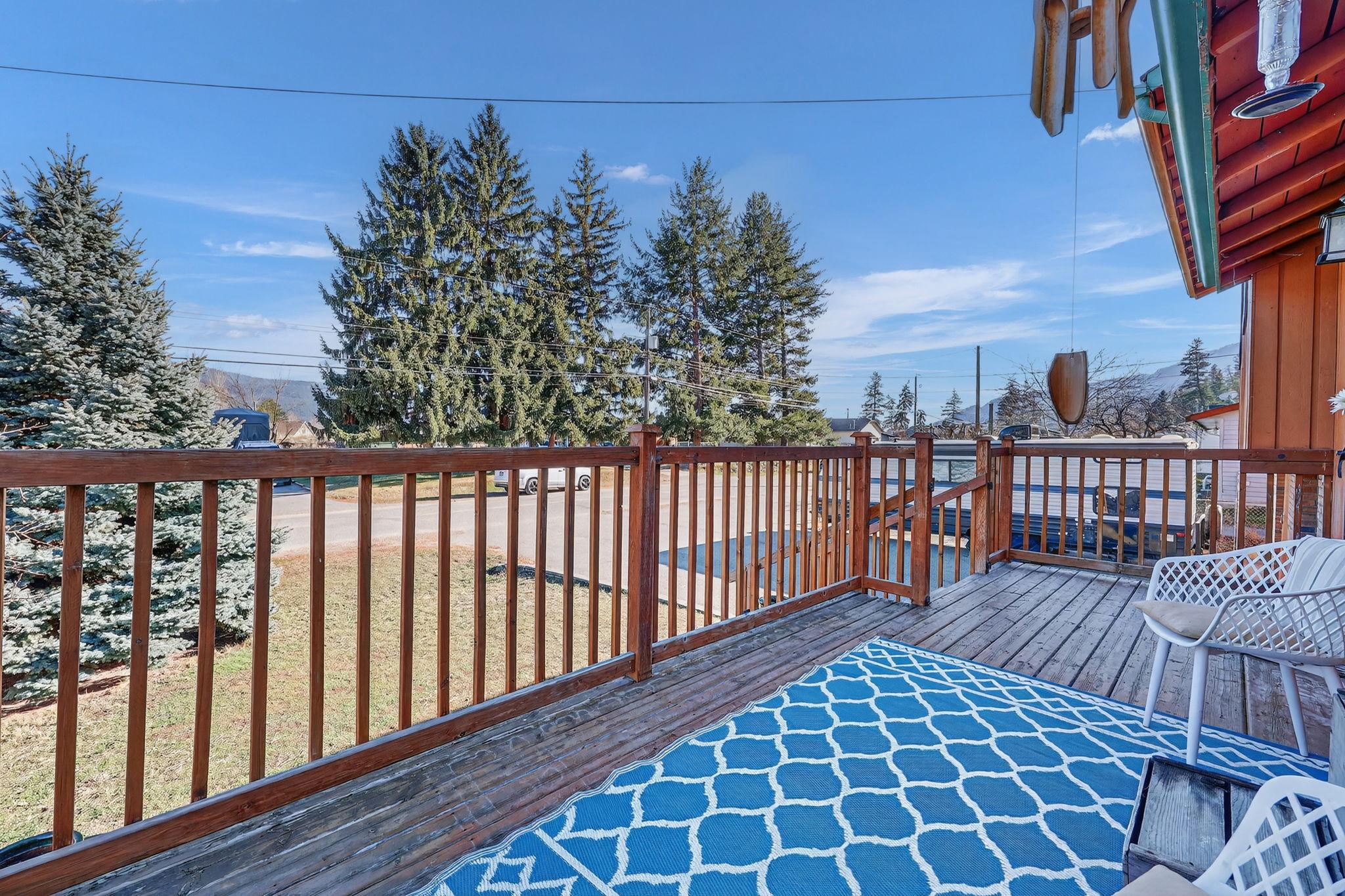 7312 Fintry Delta Road, Kelowna, BC - Outdoor With Deck Patio Veranda With Exterior