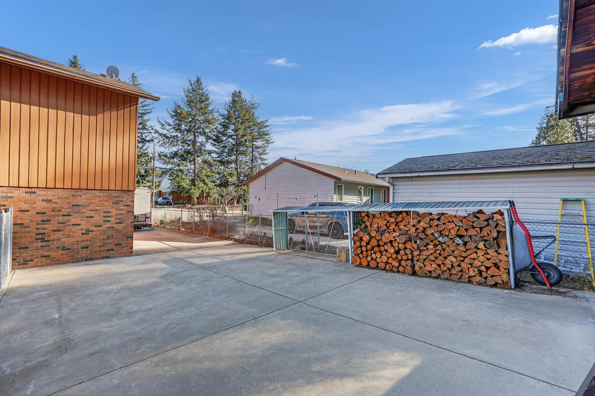 7312 Fintry Delta Road, Kelowna, BC - Outdoor
