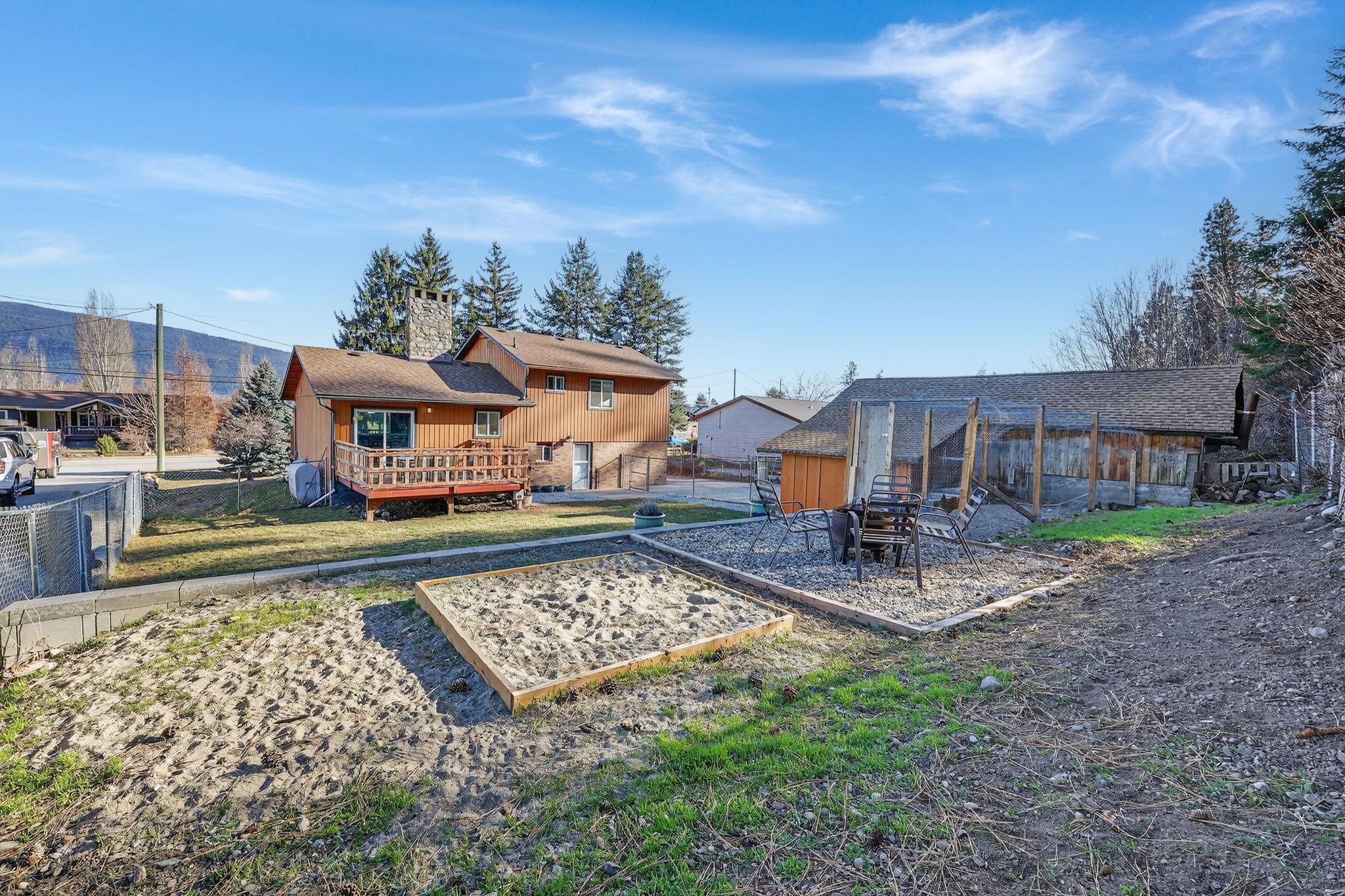 7312 Fintry Delta Road, Kelowna, BC - Outdoor With Deck Patio Veranda