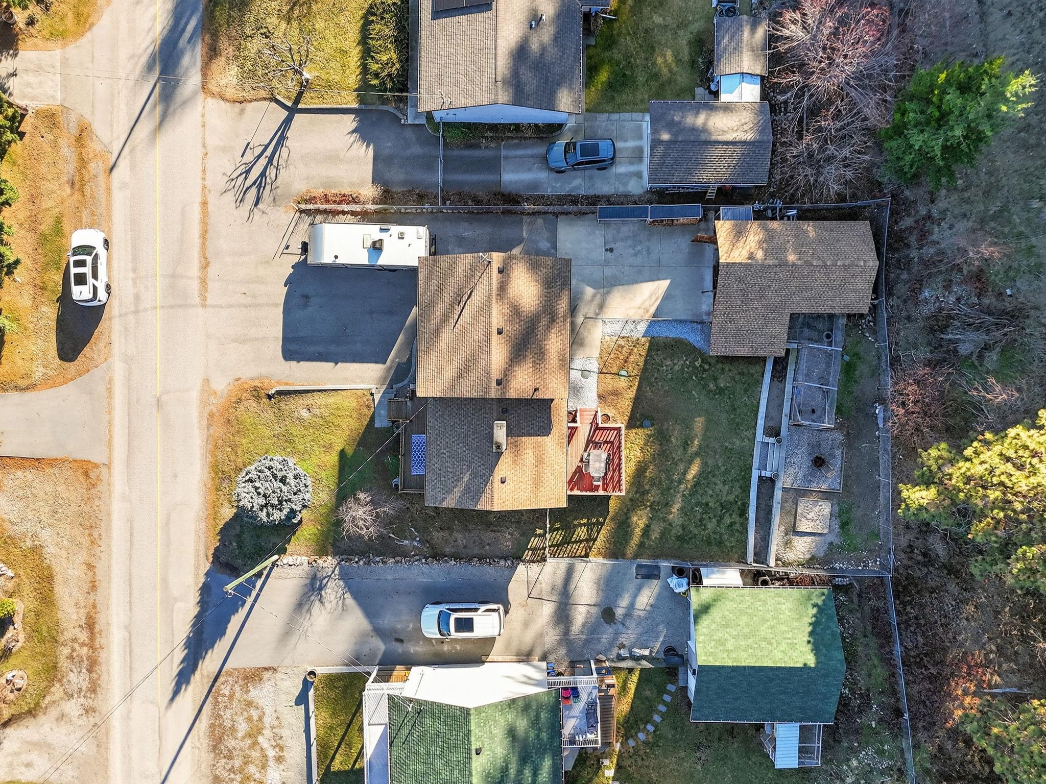 7312 Fintry Delta Road, Kelowna, BC - Outdoor