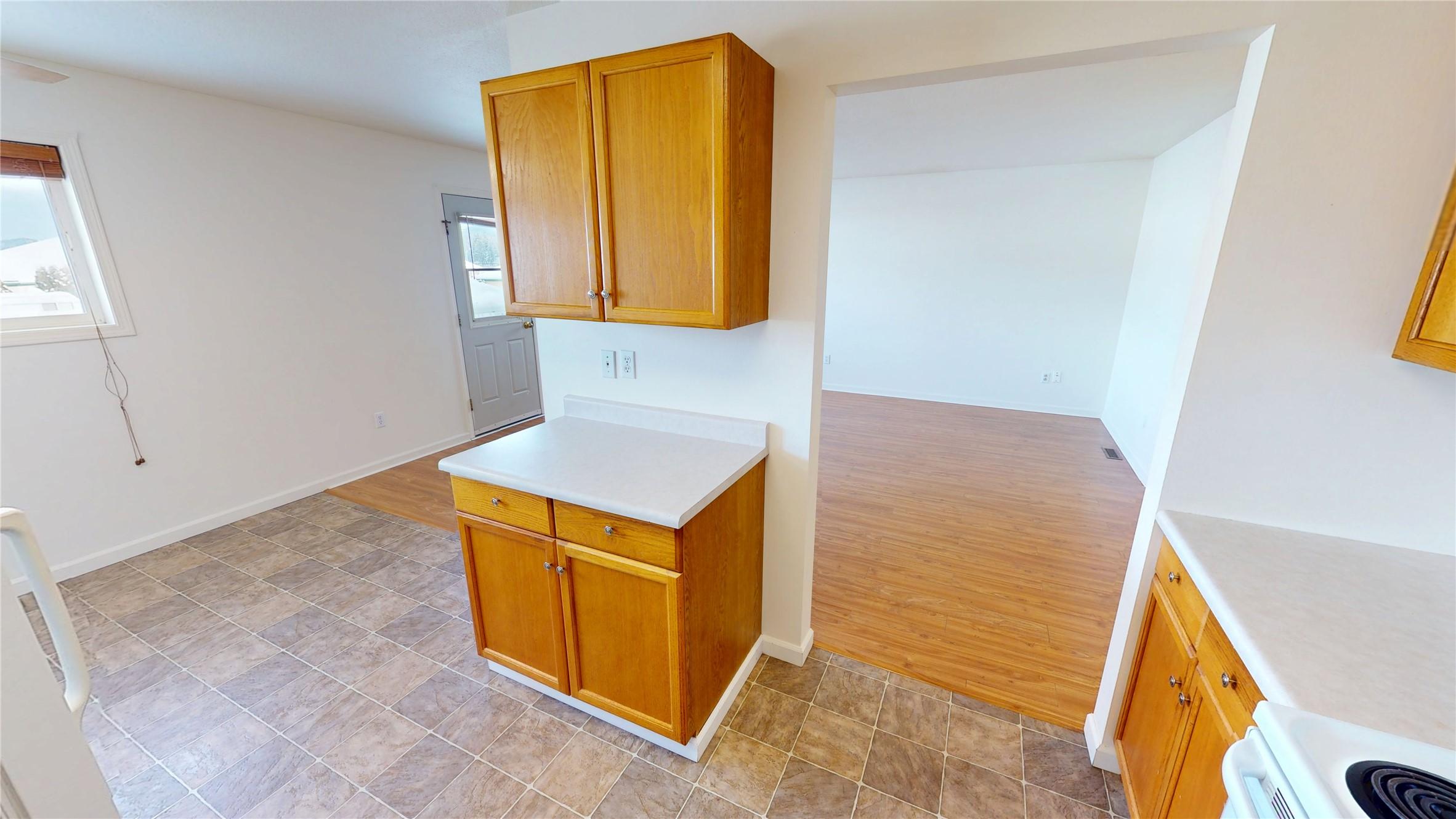 4-2504 12Th Street, Cranbrook, BC - Indoor