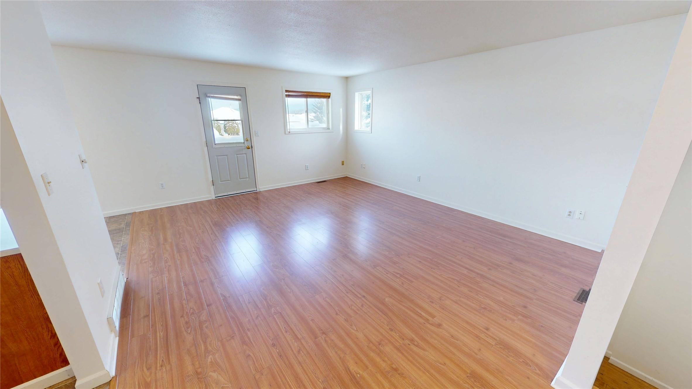 4-2504 12Th Street, Cranbrook, BC - Indoor Photo Showing Other Room