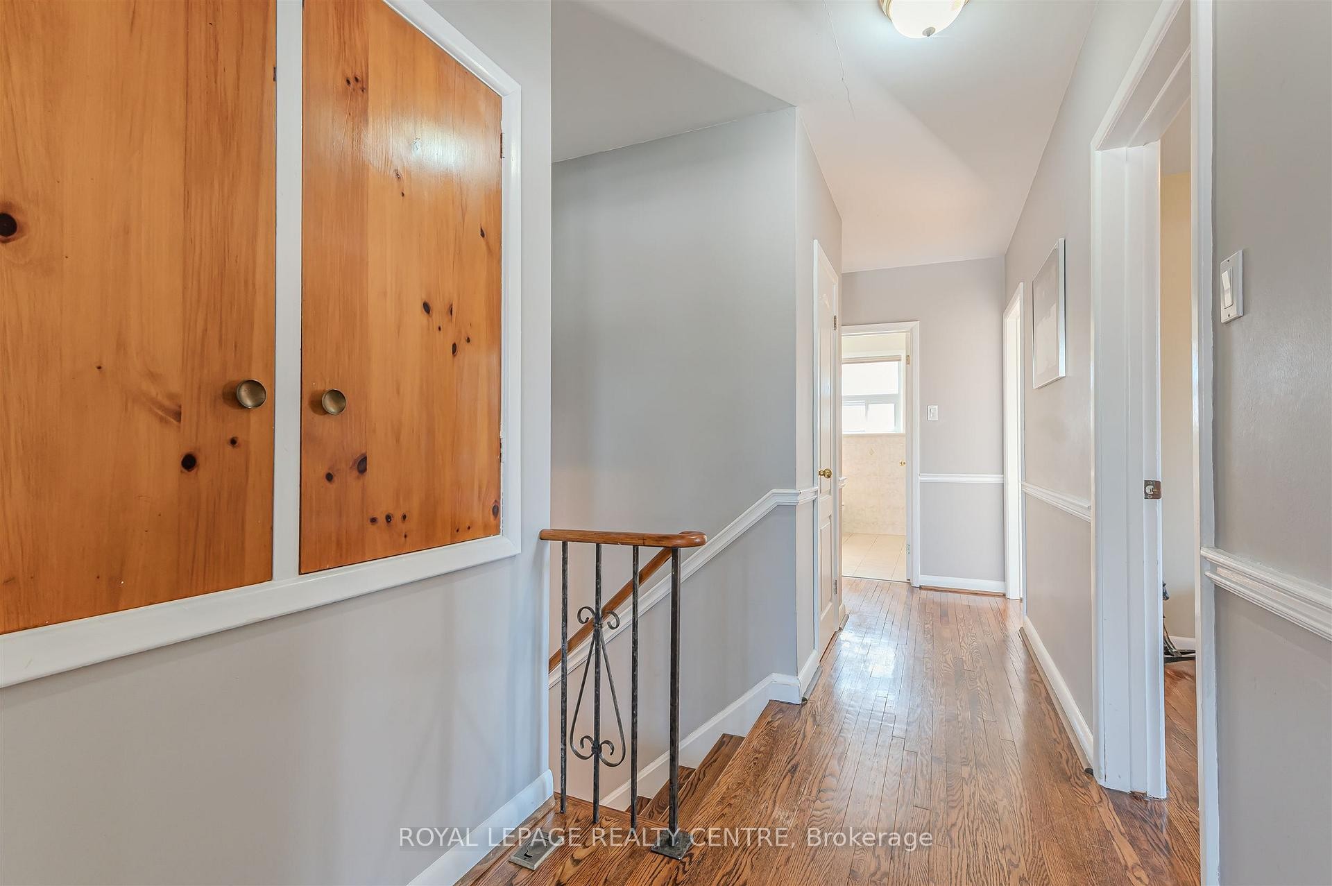 27 Hernshaw Crescent, Toronto, ON - Indoor Photo Showing Other Room
