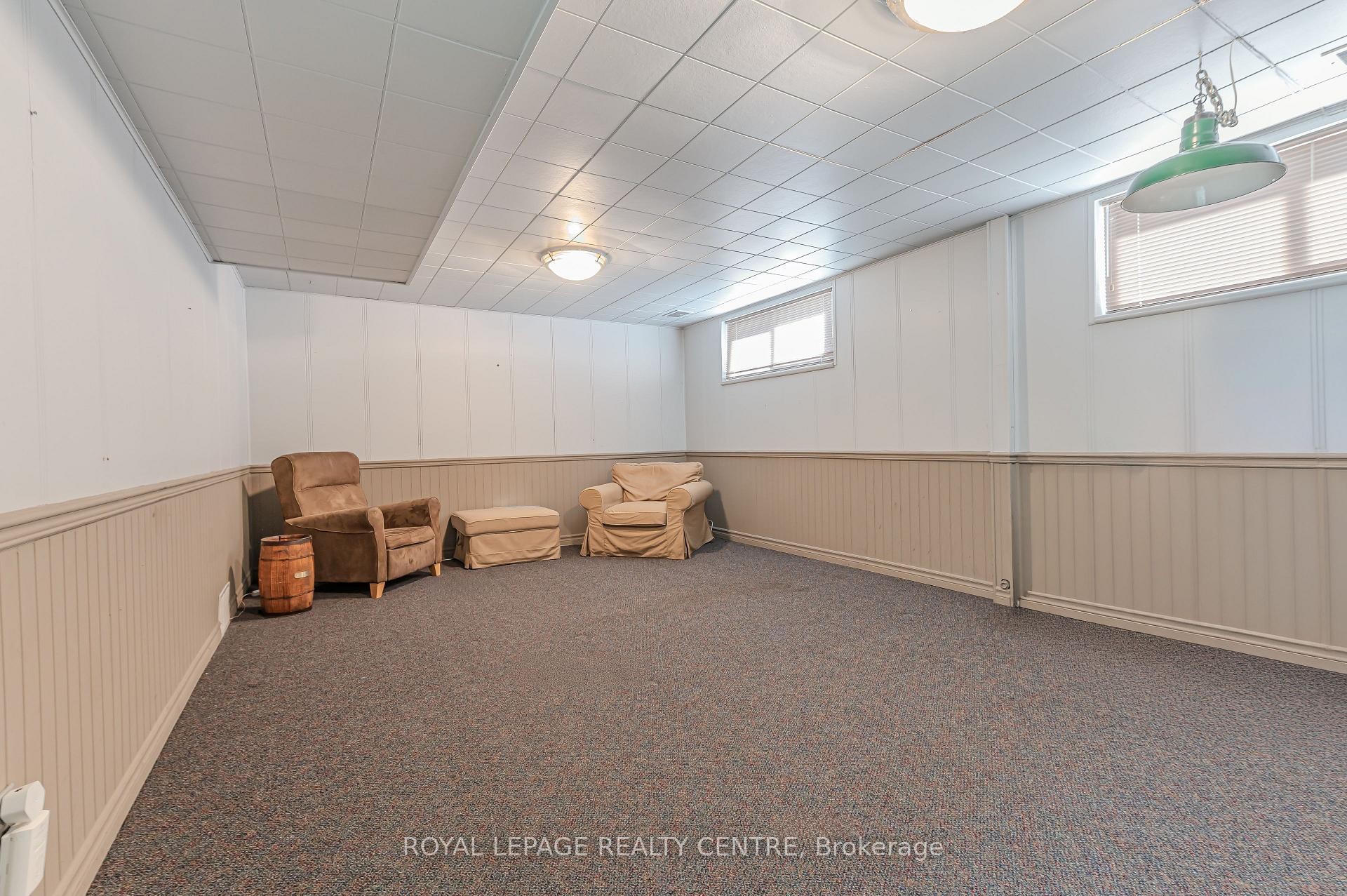 27 Hernshaw Crescent, Toronto, ON - Indoor Photo Showing Other Room