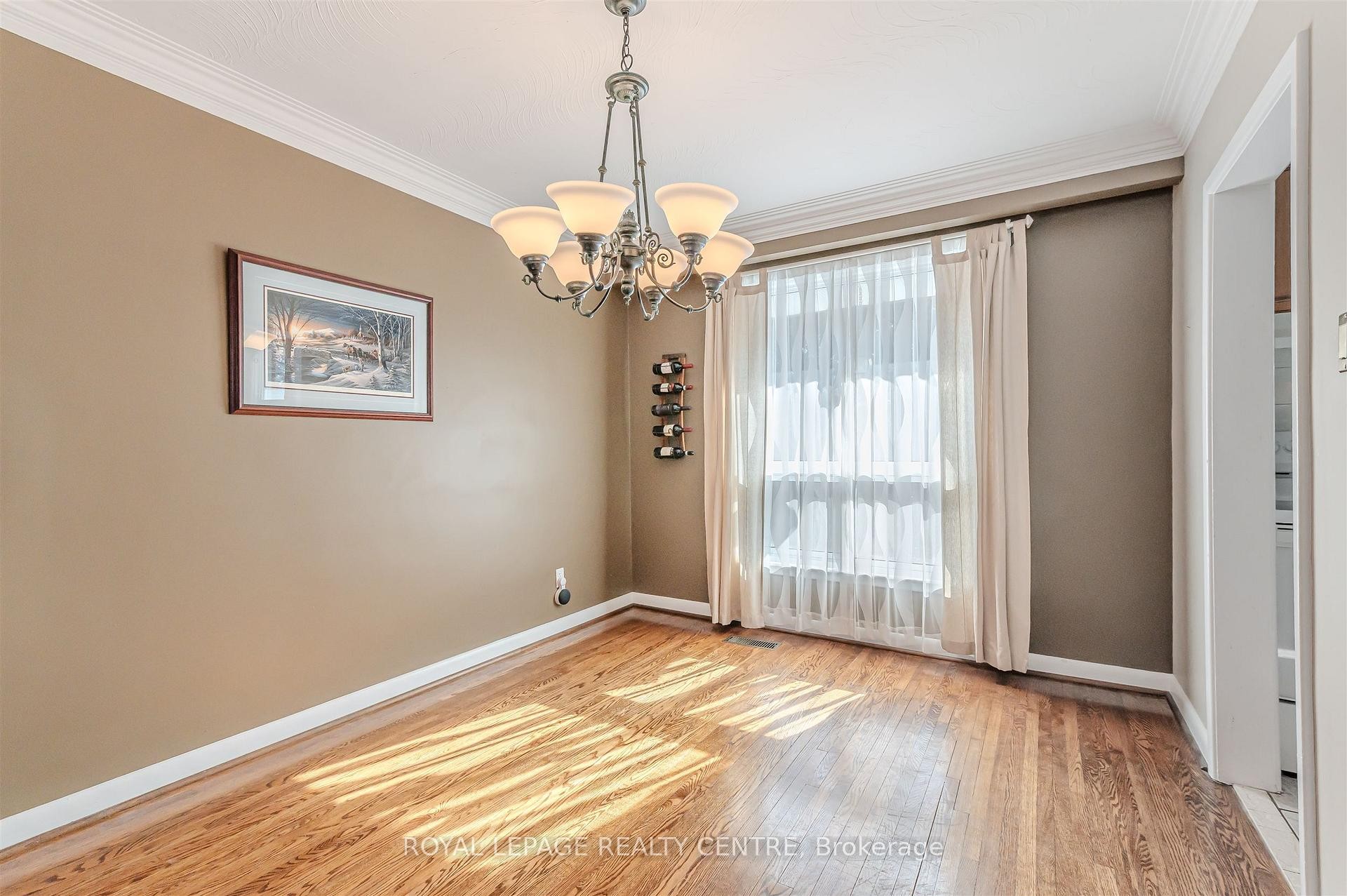 27 Hernshaw Crescent, Toronto, ON - Indoor Photo Showing Other Room