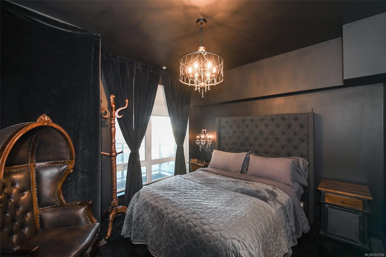 302-91 Chapel St, Nanaimo, BC - Indoor Photo Showing Bedroom