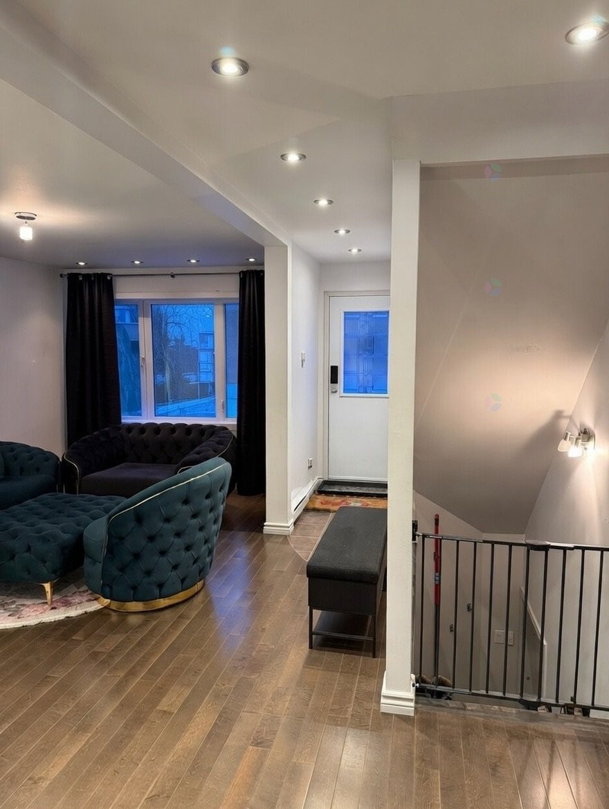 Living Room - 12 Rue Mcvey, Montréal (Lasalle), QC - Indoor Photo Showing Other Room