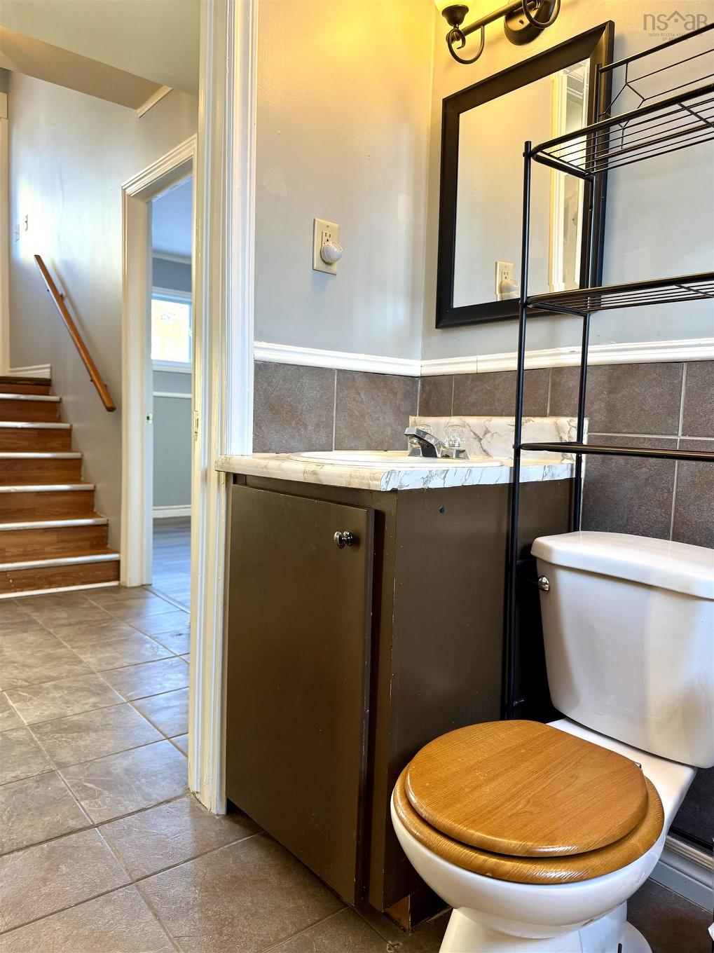 20 Dickey Street, Amherst, NS