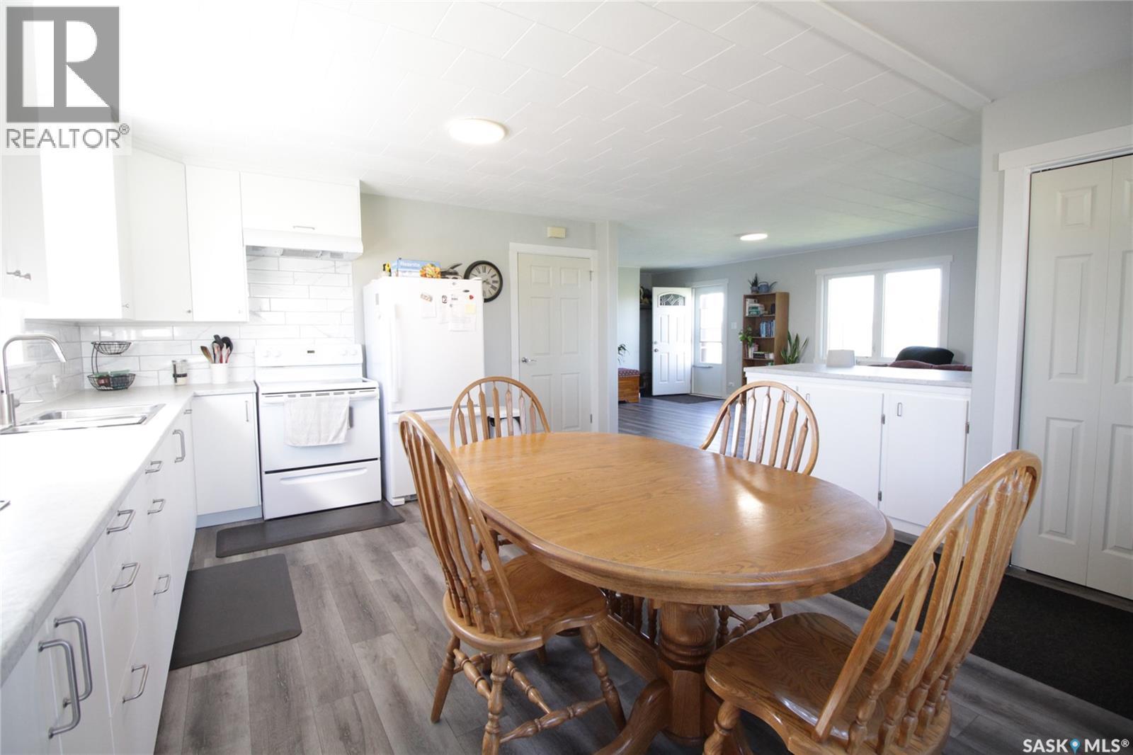 Affleck Acreage, Moosomin Rm No. 121, SK - Indoor