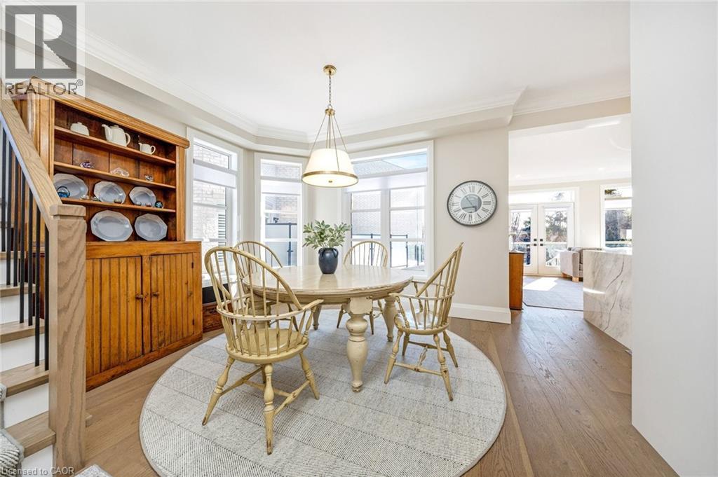 3168 Watercliffe Court, Oakville, ON - Indoor Photo Showing Dining Room