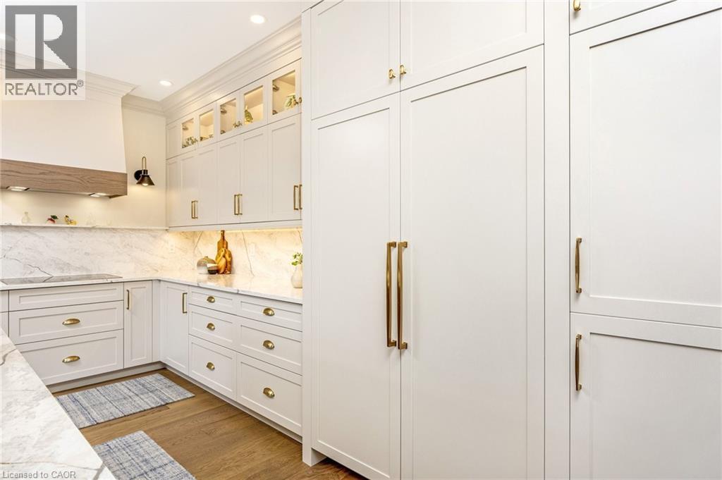 3168 Watercliffe Court, Oakville, ON - Indoor