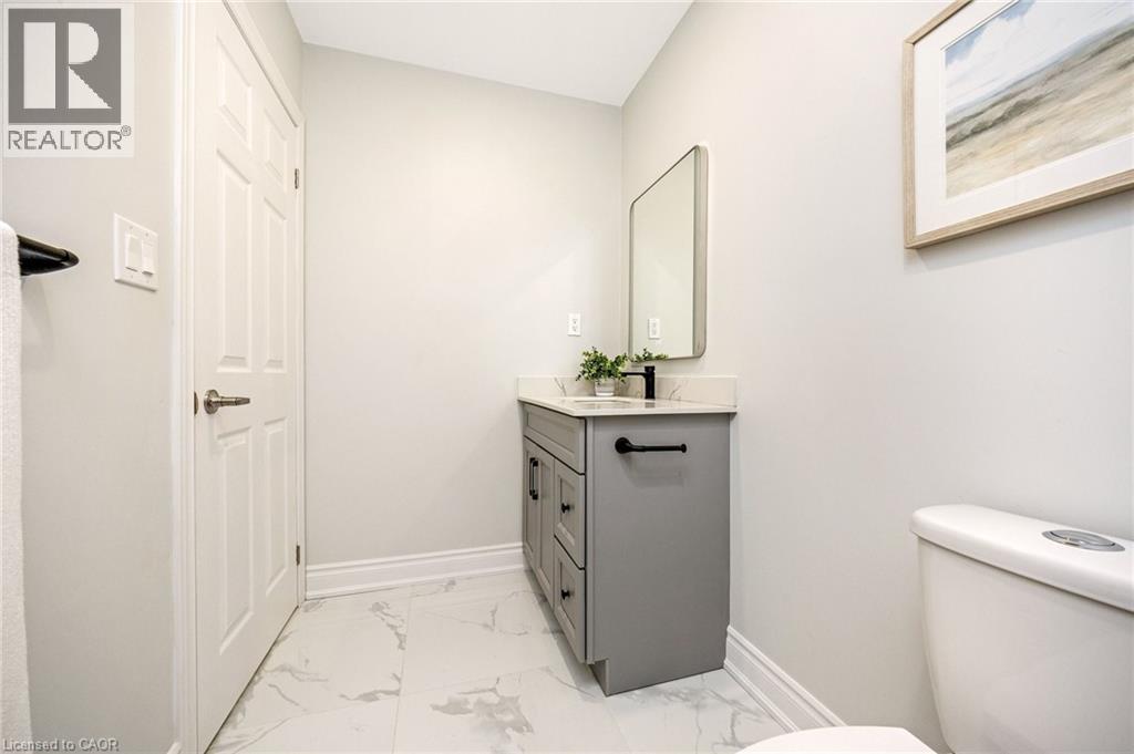 3168 Watercliffe Court, Oakville, ON - Indoor Photo Showing Bathroom