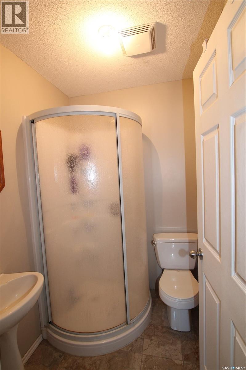 130 Marine Drive, Saskatchewan Landing, SK - Indoor Photo Showing Bathroom