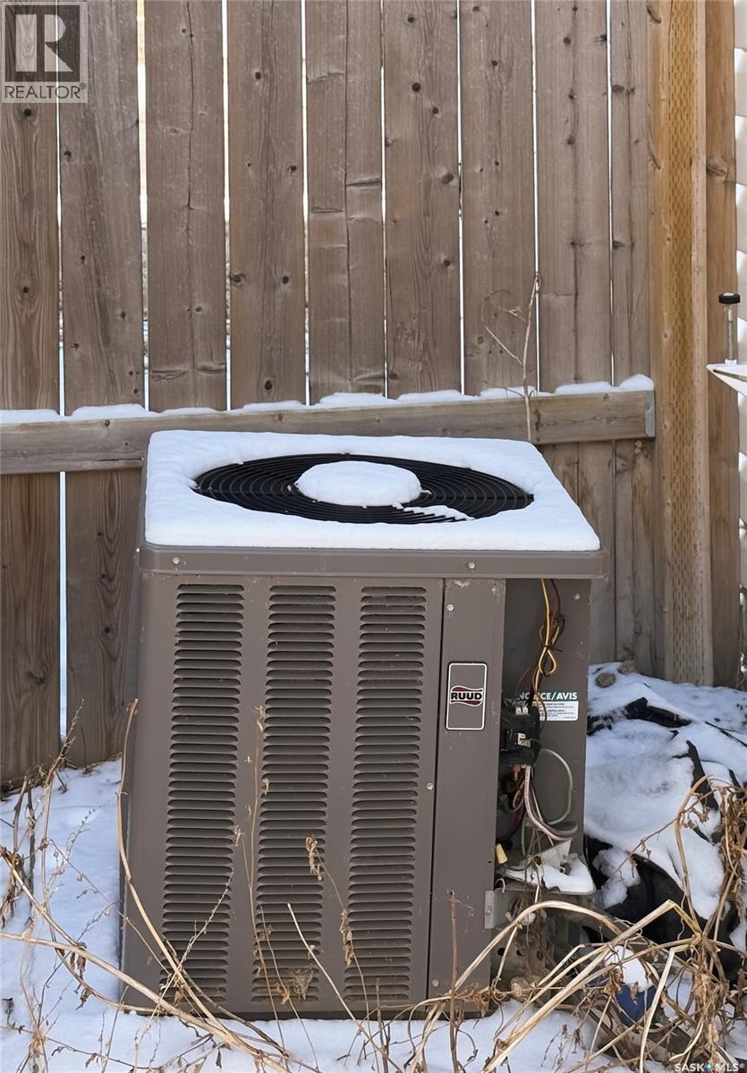 96 10Th Avenue Ne, Swift Current, SK -