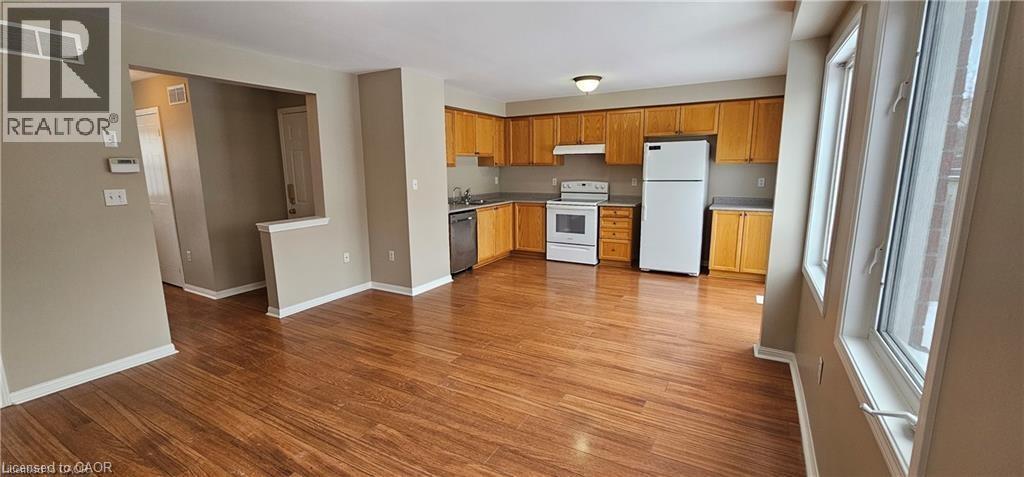 35 Nancroft Crescent, Cambridge, ON - Indoor Photo Showing Kitchen