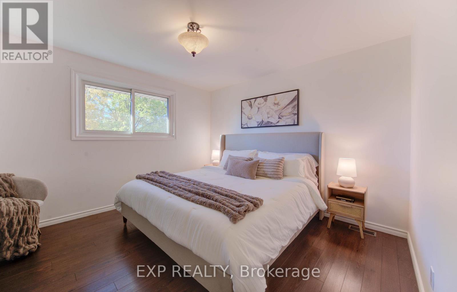 36 Blackfriars Place, Kitchener, ON - Indoor Photo Showing Bedroom