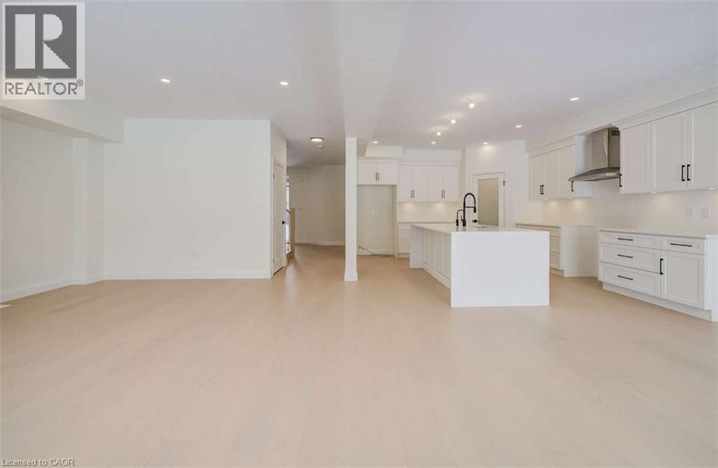 67 Crosswinds Drive, Kitchener, ON - Indoor Photo Showing Kitchen