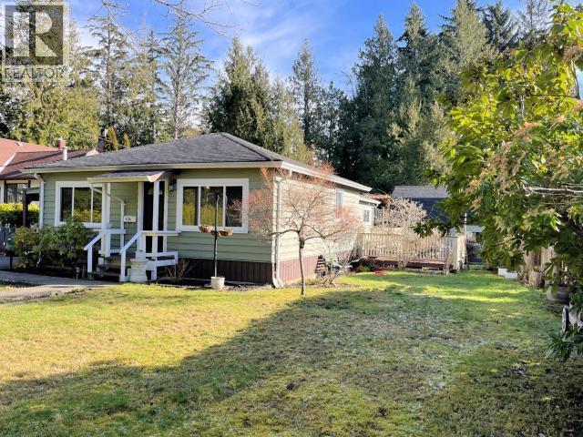 5170 Manson Ave, Powell River, BC - Outdoor