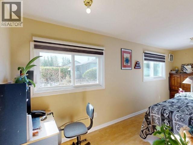 5170 Manson Ave, Powell River, BC - Indoor Photo Showing Bedroom
