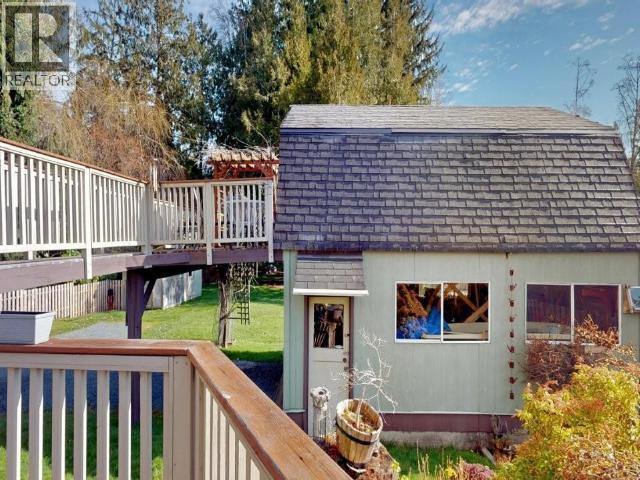 5170 Manson Ave, Powell River, BC - Outdoor With Deck Patio Veranda