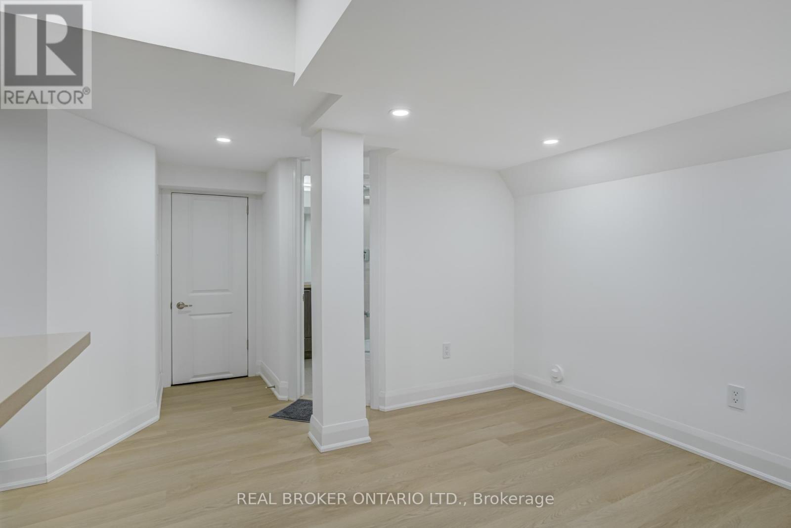 1371 Gull Crossing, Pickering, ON - Indoor Photo Showing Other Room