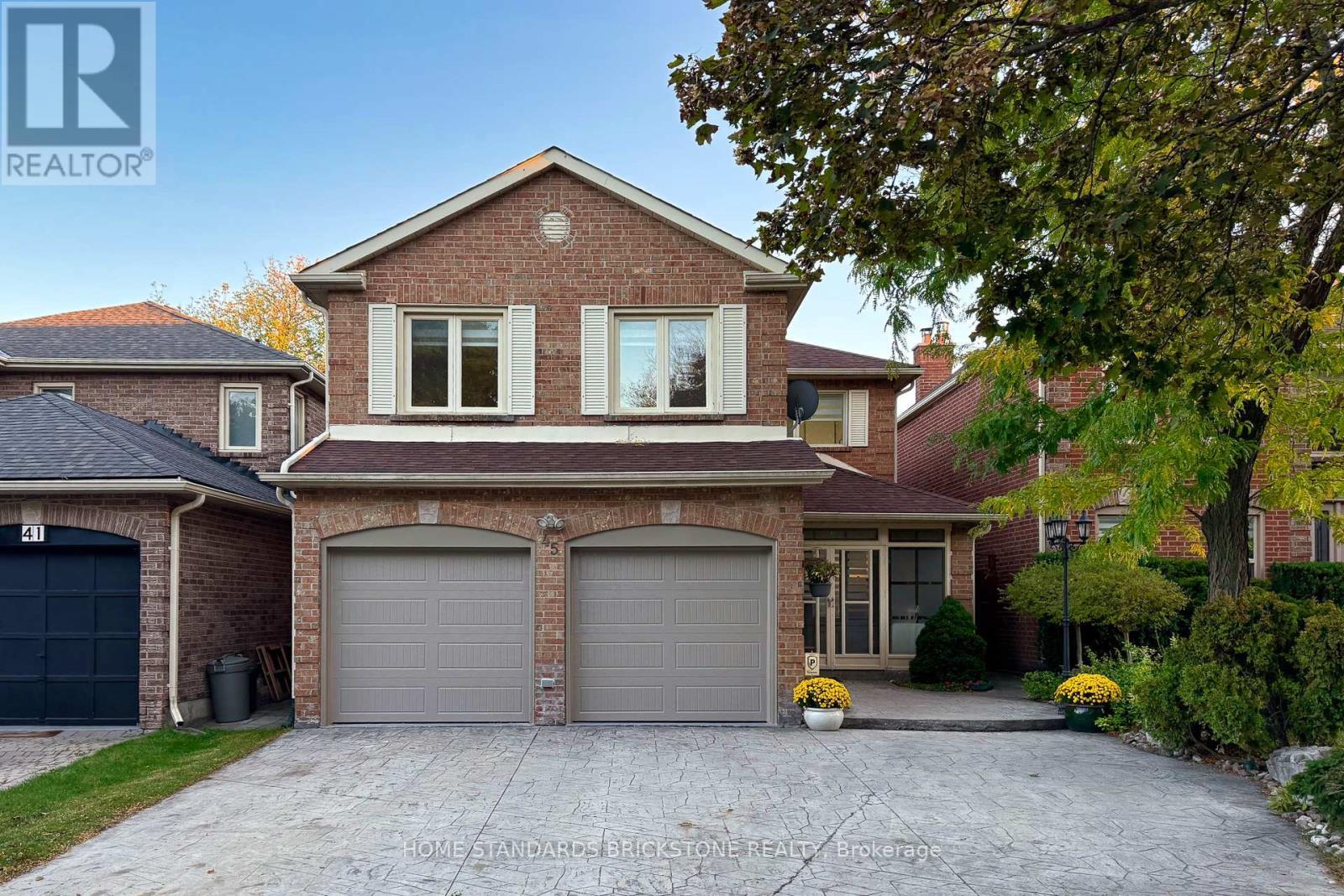 45 Spring Gate Boulevard, Vaughan, ON - Outdoor With Facade