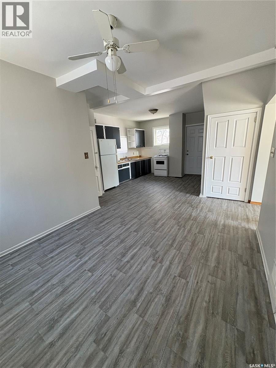 708 Qu'Appelle Avenue, Abernethy, SK - Indoor Photo Showing Other Room