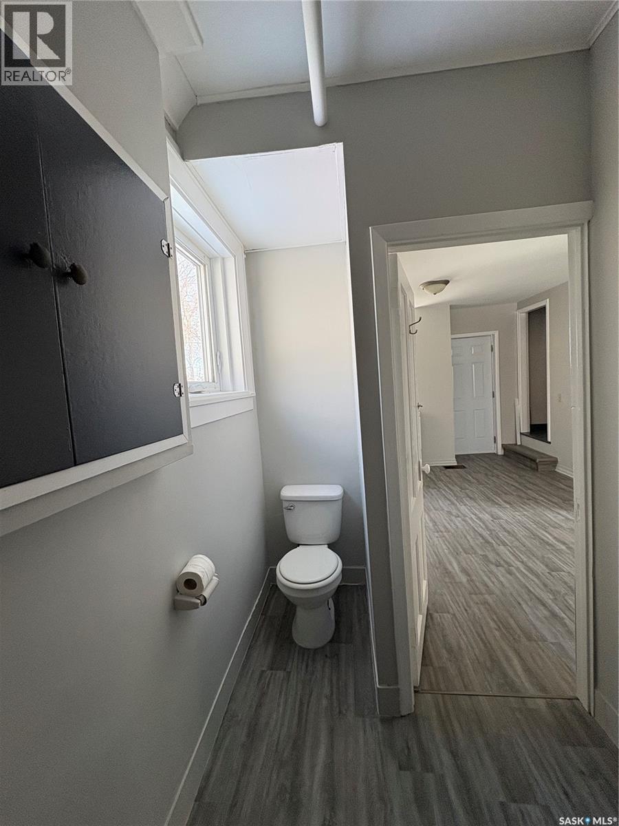 708 Qu'Appelle Avenue, Abernethy, SK - Indoor Photo Showing Bathroom