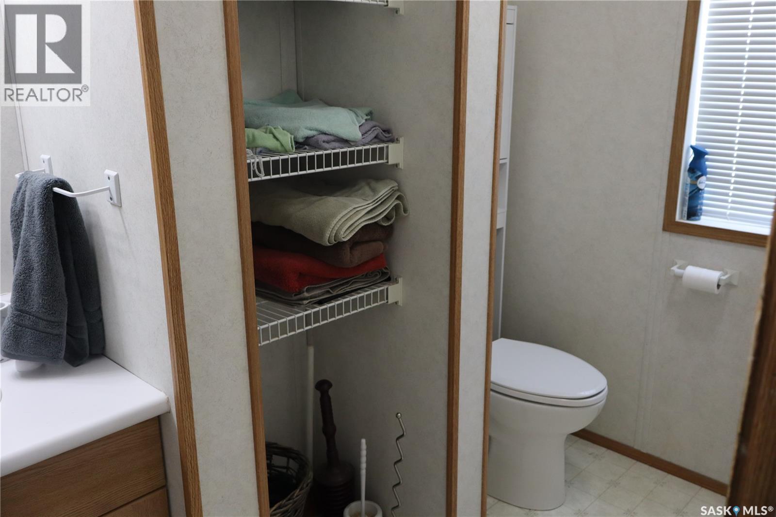 20 H Avenue, Willow Bunch, SK