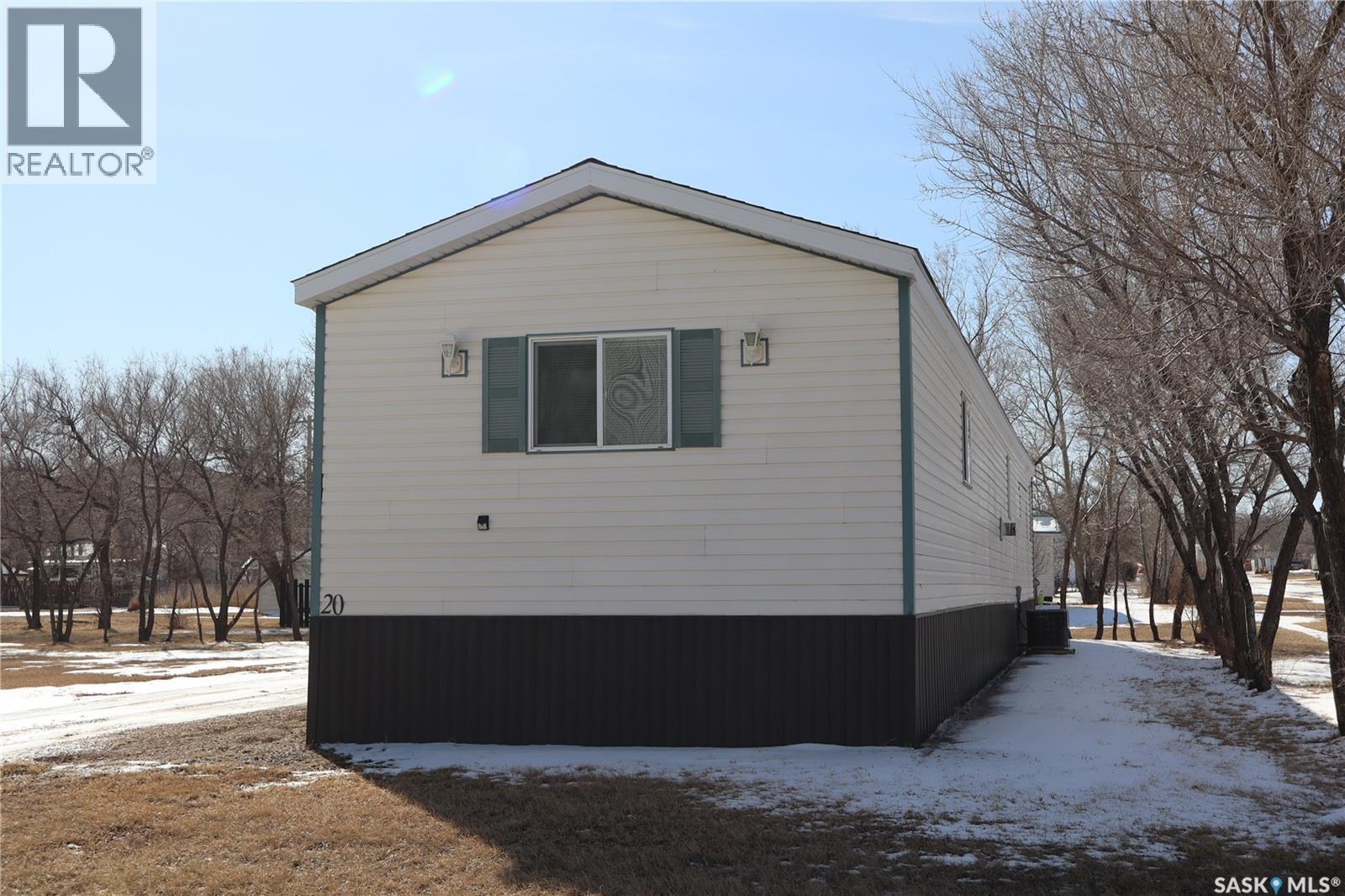 20 H Avenue, Willow Bunch, SK