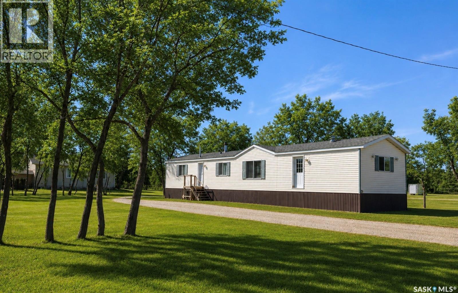 20 H Avenue, Willow Bunch, SK