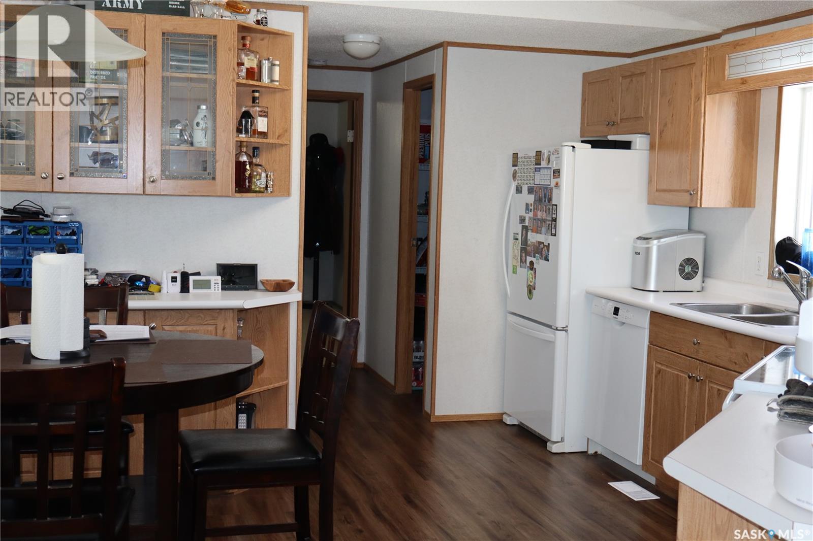 20 H Avenue, Willow Bunch, SK