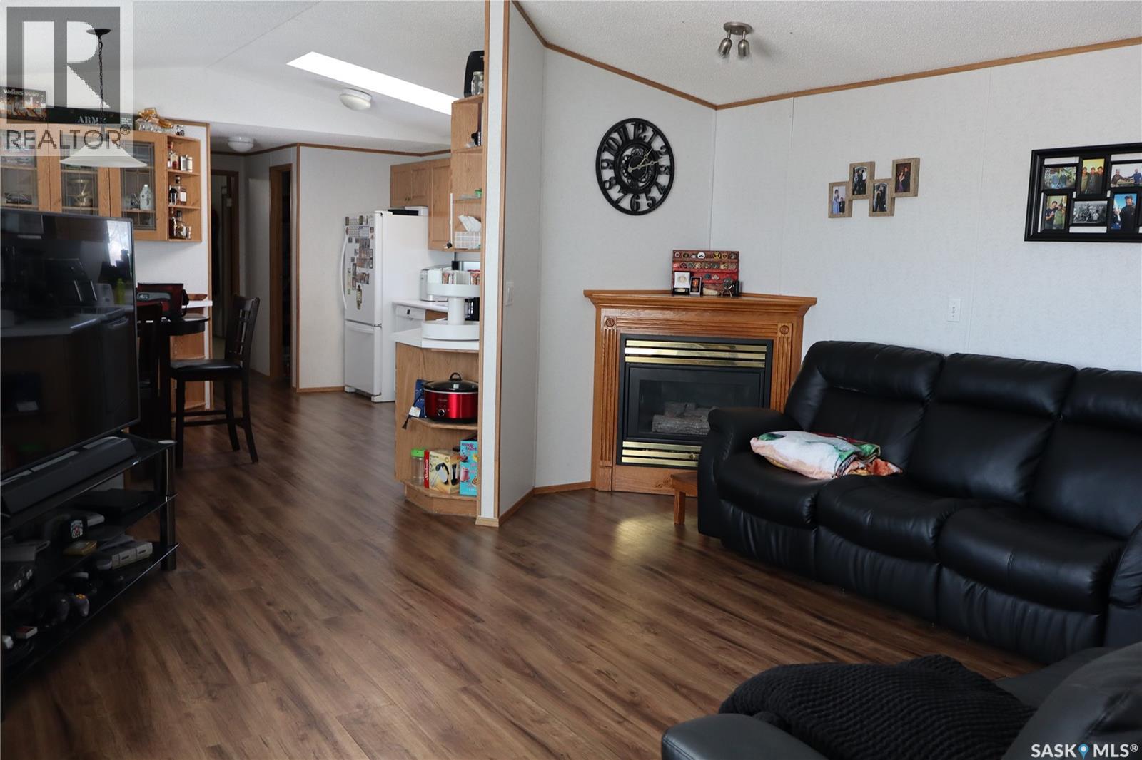 20 H Avenue, Willow Bunch, SK