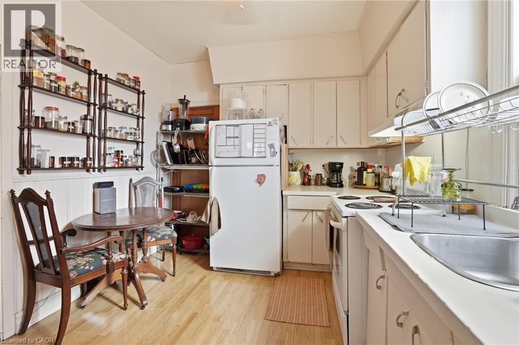 Unit #2 - 68 Gage Avenue S, Hamilton, ON - Indoor Photo Showing Kitchen