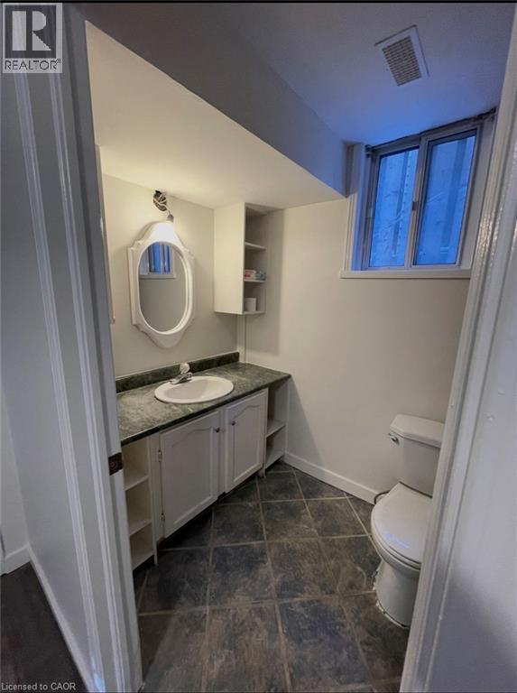 343 Upper Wentworth Street, Hamilton, ON - Indoor Photo Showing Bathroom