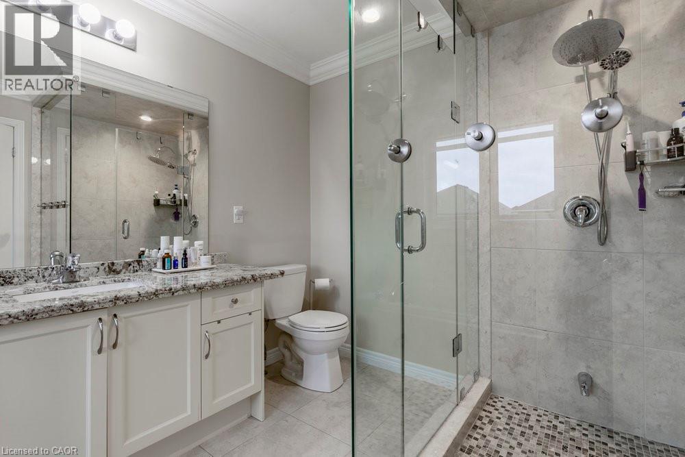 51 Weaver Drive, Ancaster, ON - Indoor Photo Showing Bathroom